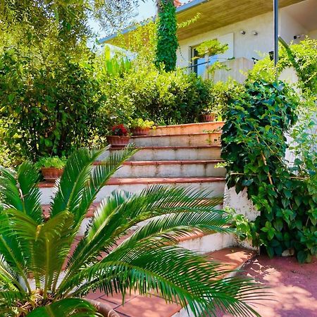רוזטו דליי אברוצי Villa In Collina Vista Mare מראה חיצוני תמונה