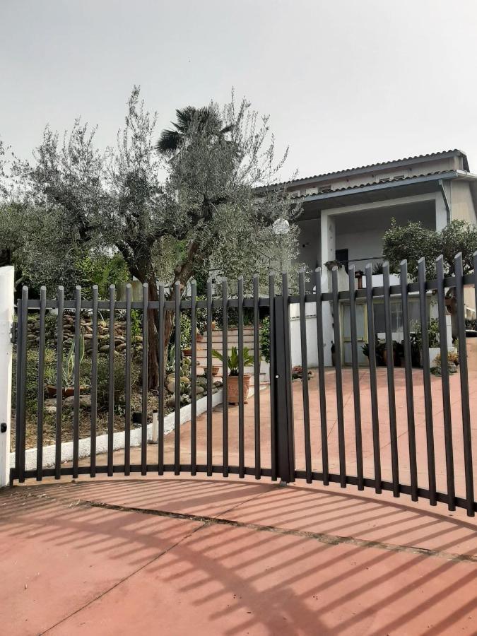 רוזטו דליי אברוצי Villa In Collina Vista Mare מראה חיצוני תמונה