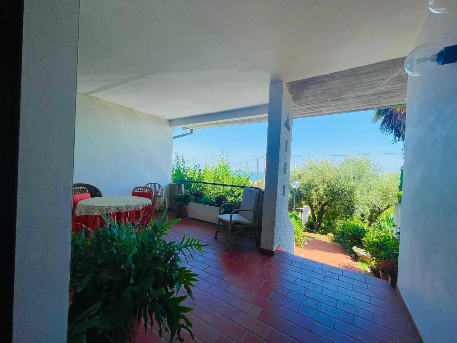 רוזטו דליי אברוצי Villa In Collina Vista Mare מראה חיצוני תמונה